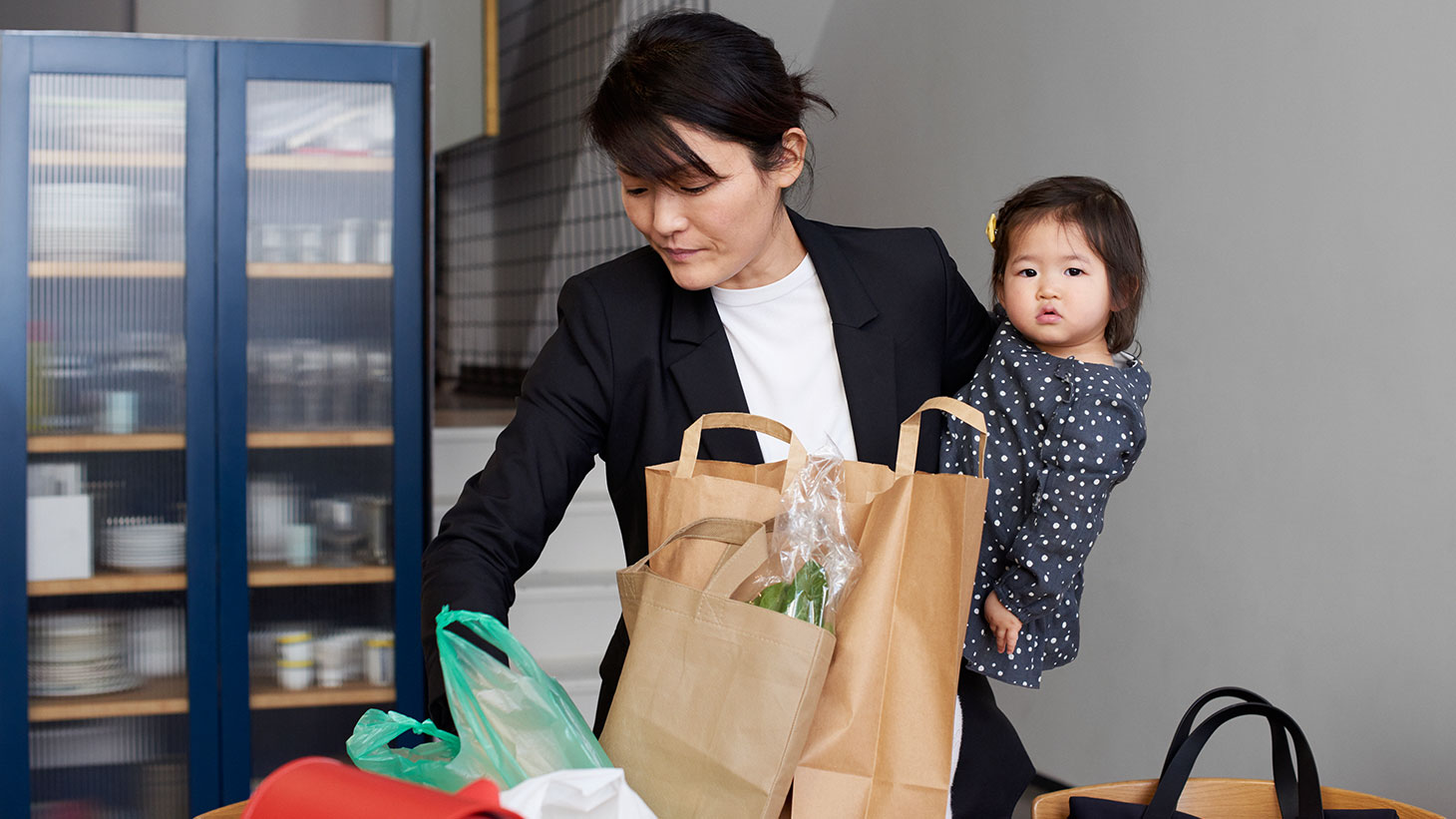 5 Financial Tips for Female Breadwinners The MetLife Blog