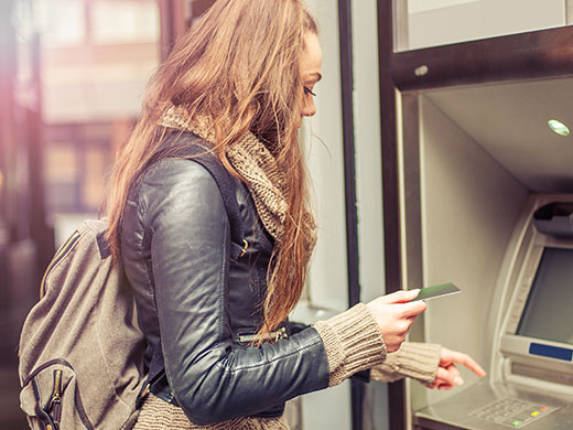 How to Manage Your First Paycheck